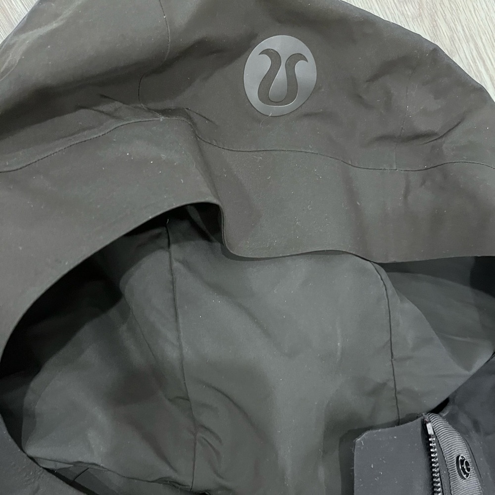 Lululemon snow warrior 3 in 1 winter jacket size 10